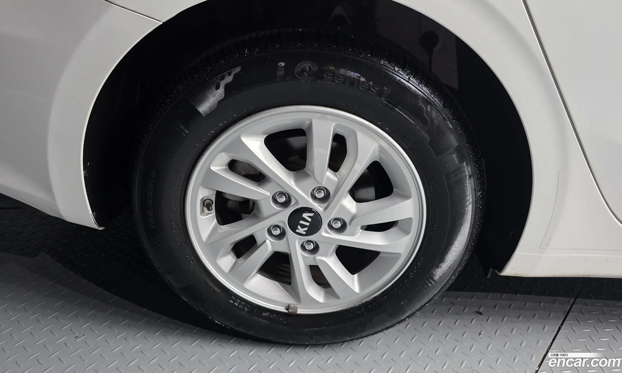 Kia K3 2018 — 14