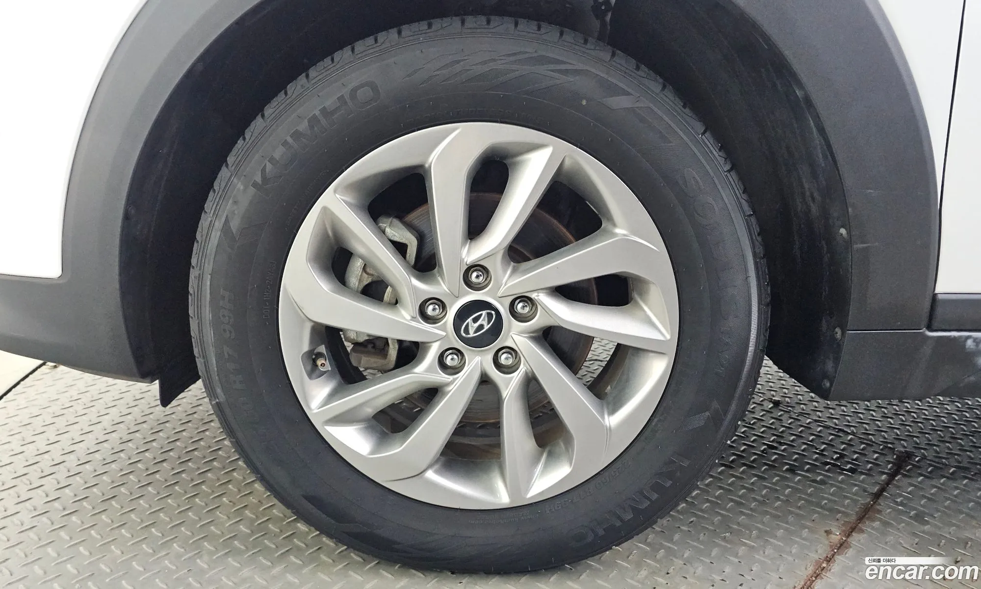 Hyundai Tucson 2016 — 24