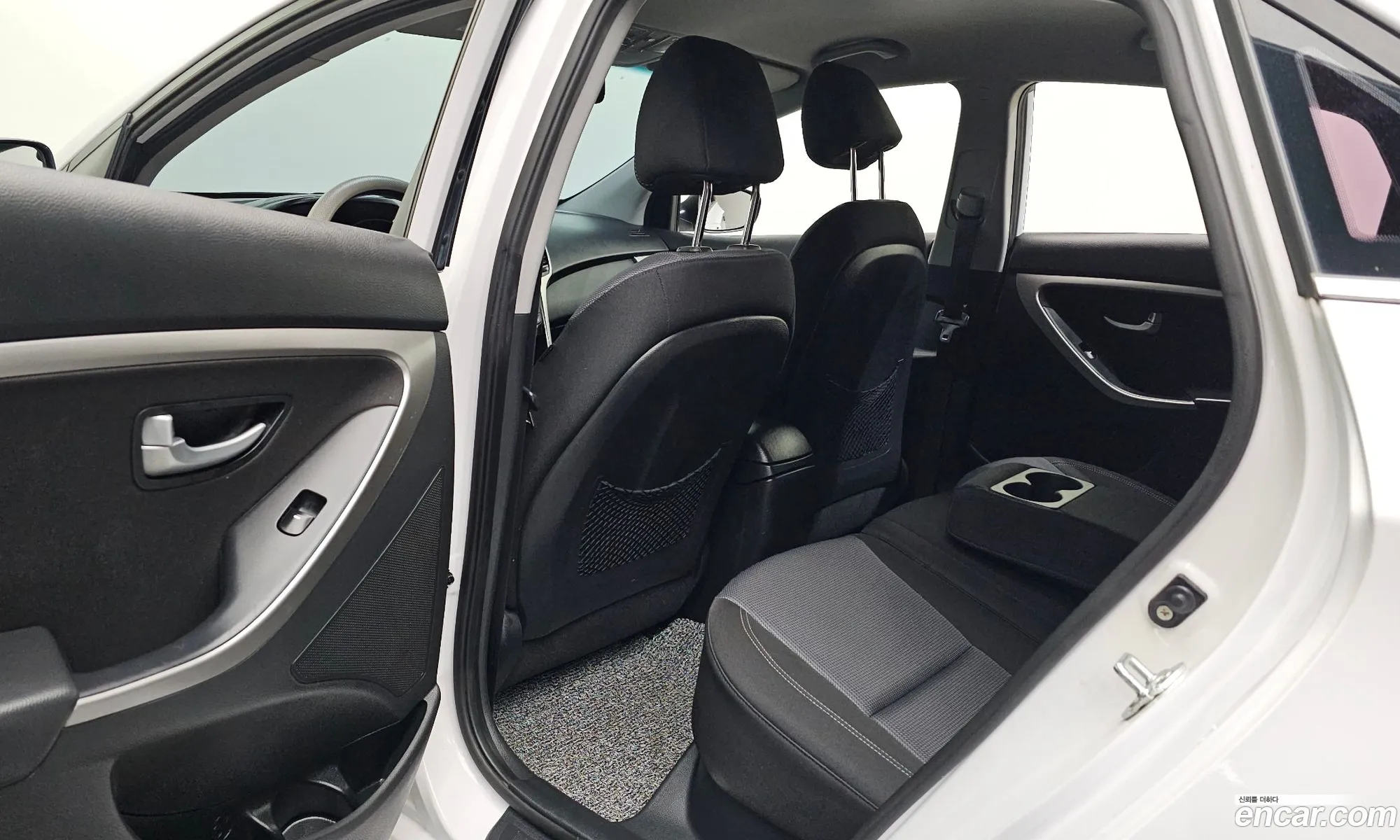 Hyundai i30 2014 — 17