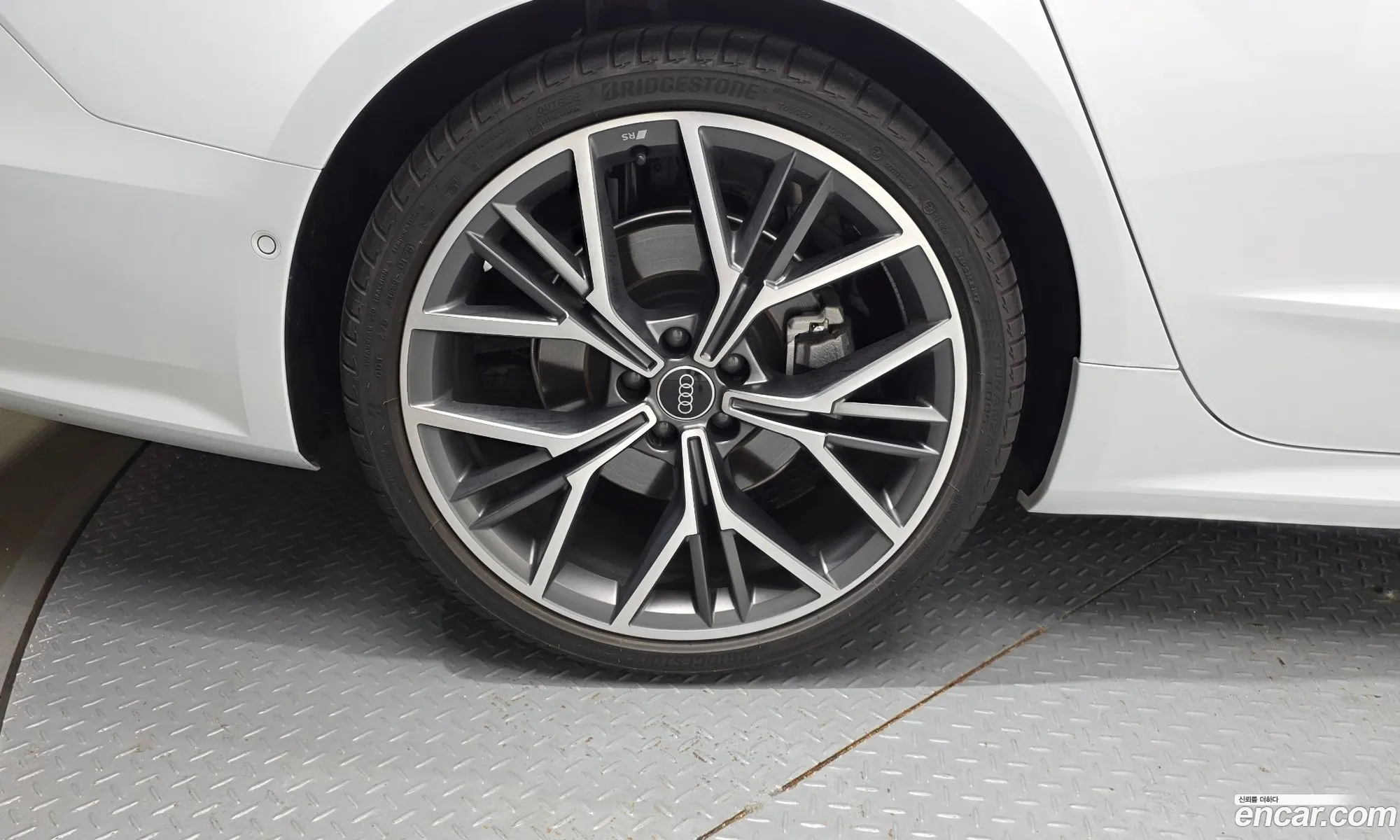Audi A7 2025 WAUZZZF28SN046849 — 12