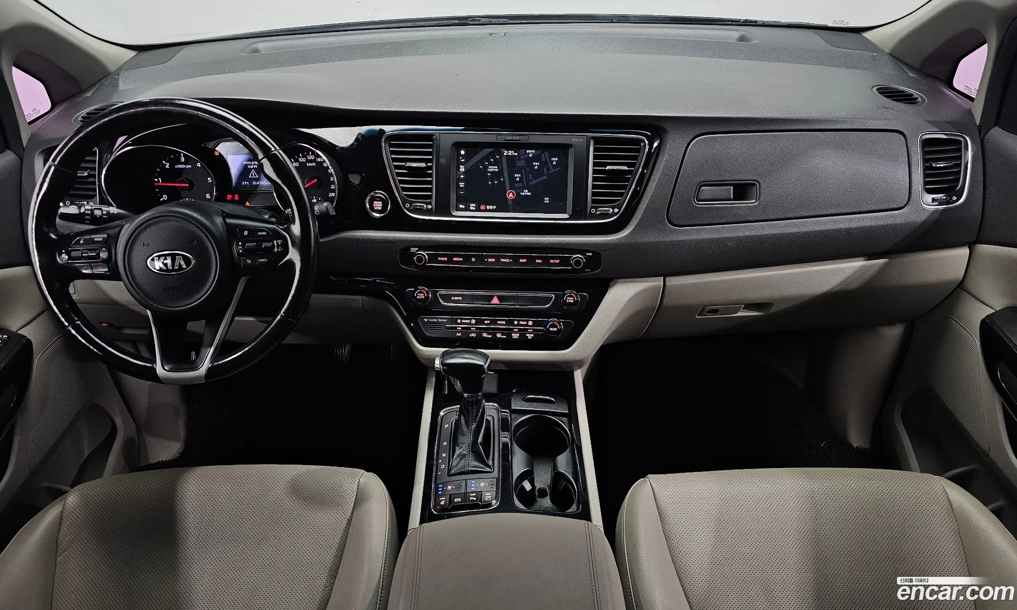 Kia Carnival 2017 — 12