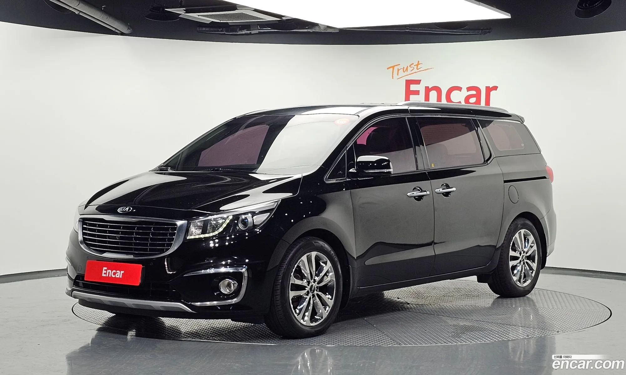 Kia Carnival 2017 — 18