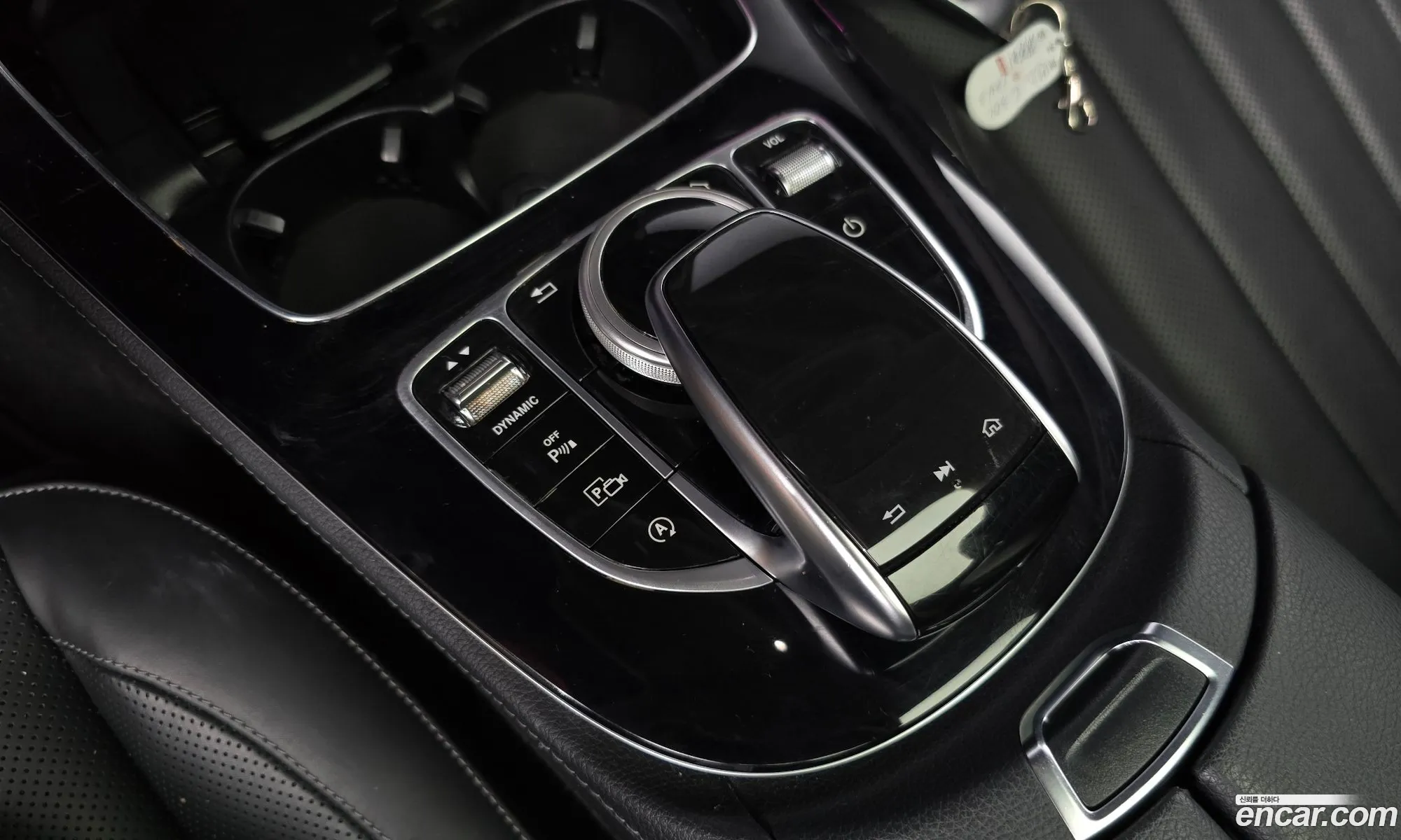 Mercedes-Benz E-Class W213 2017 WDDZF4JB5HA210599 — 16