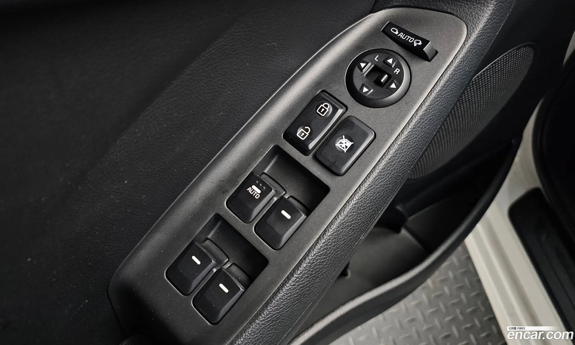 Kia K3 2014 — 21