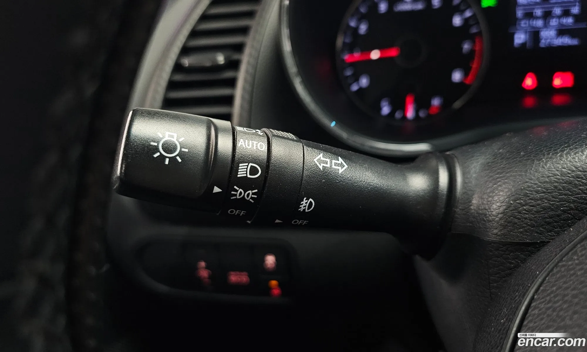 Kia K3 2014 — 23