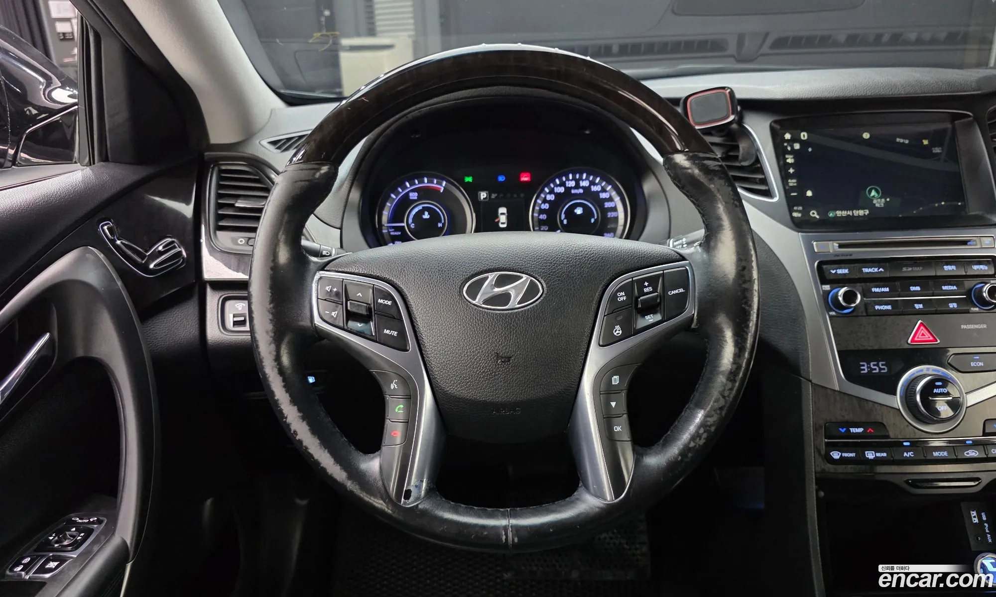 Hyundai Grandeur HG Hybrid 2015 — 15