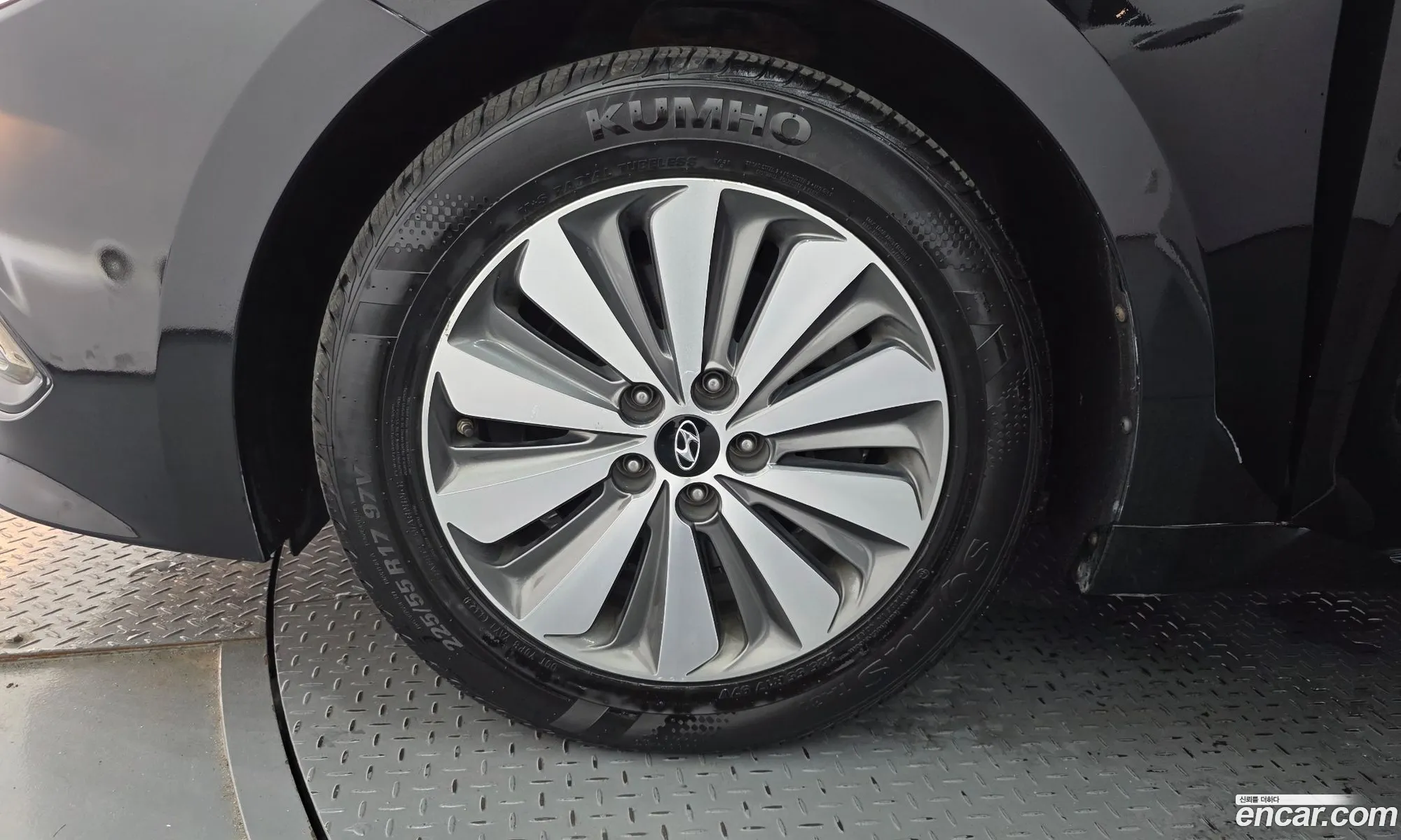 Hyundai Grandeur HG Hybrid 2015 — 24