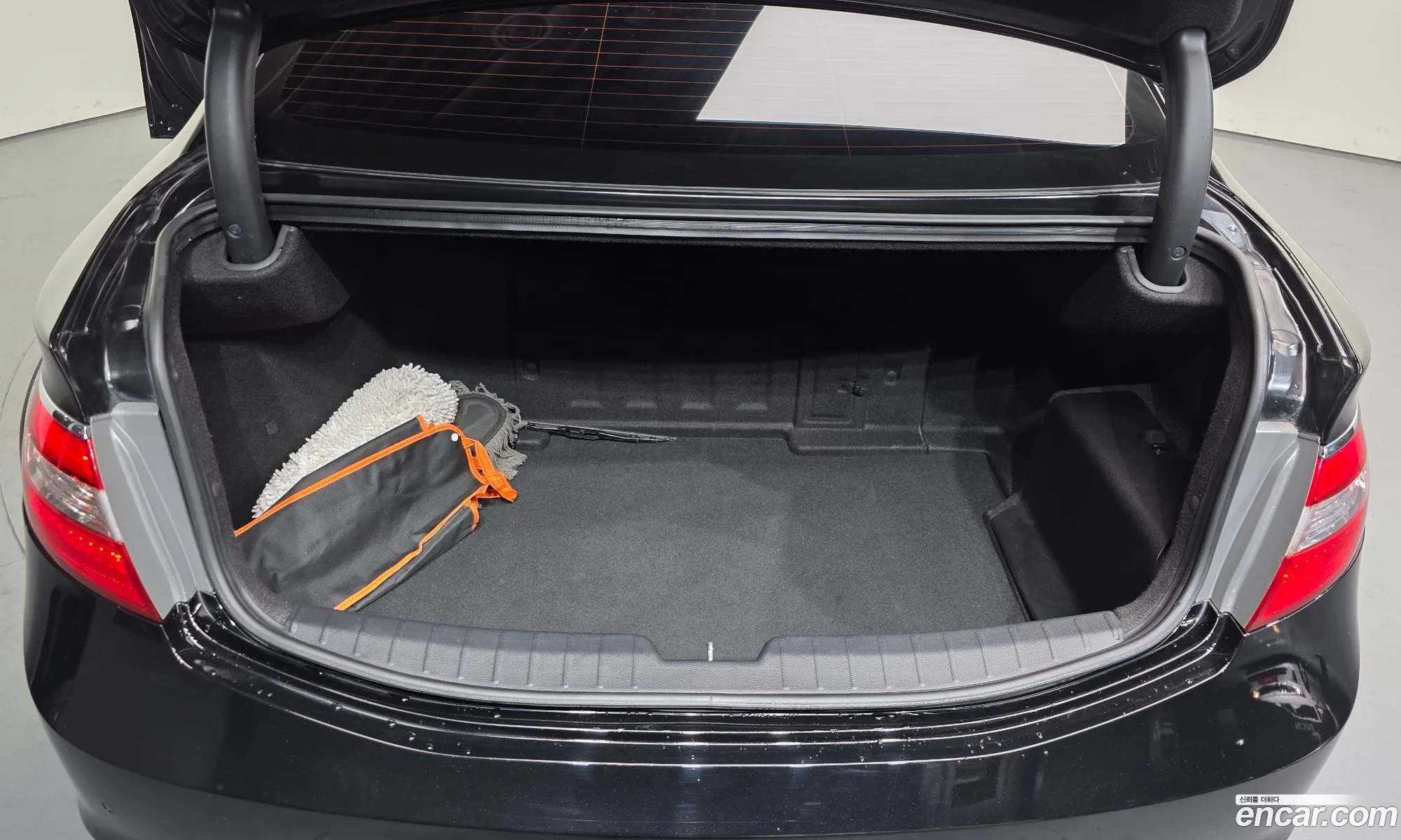 Hyundai Grandeur HG Hybrid 2015 — 27