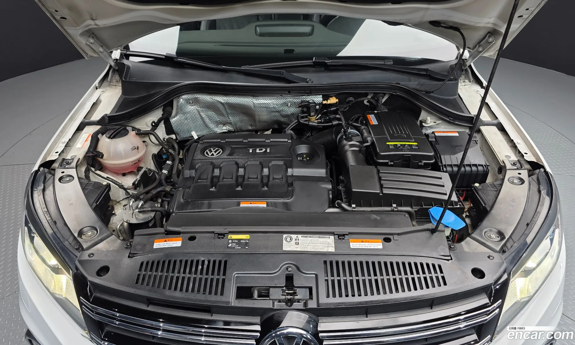 Volkswagen Tiguan 2016 — 11