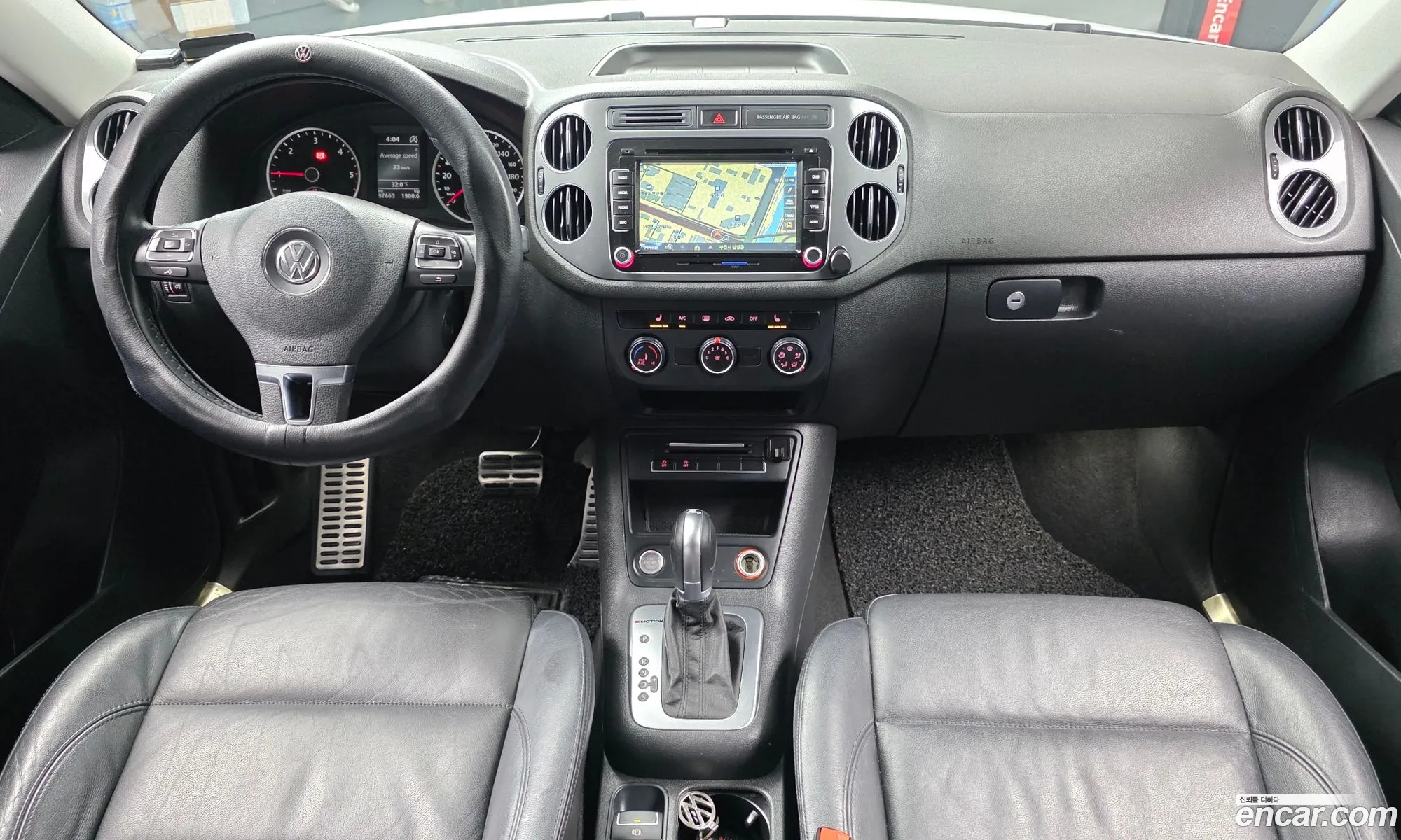 Volkswagen Tiguan 2016 — 17