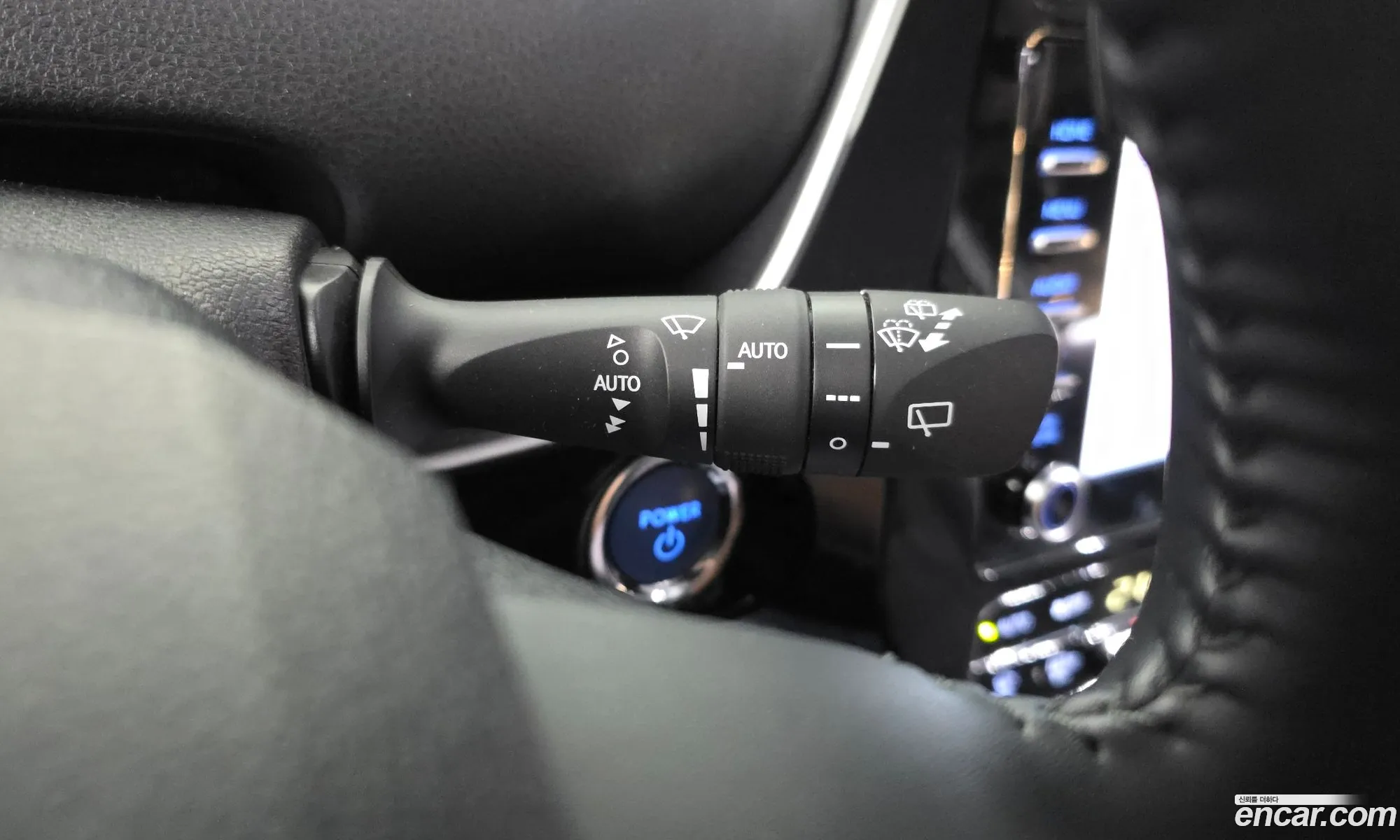 Toyota Prius 2019 JTDKARFU7K3085229 — 2