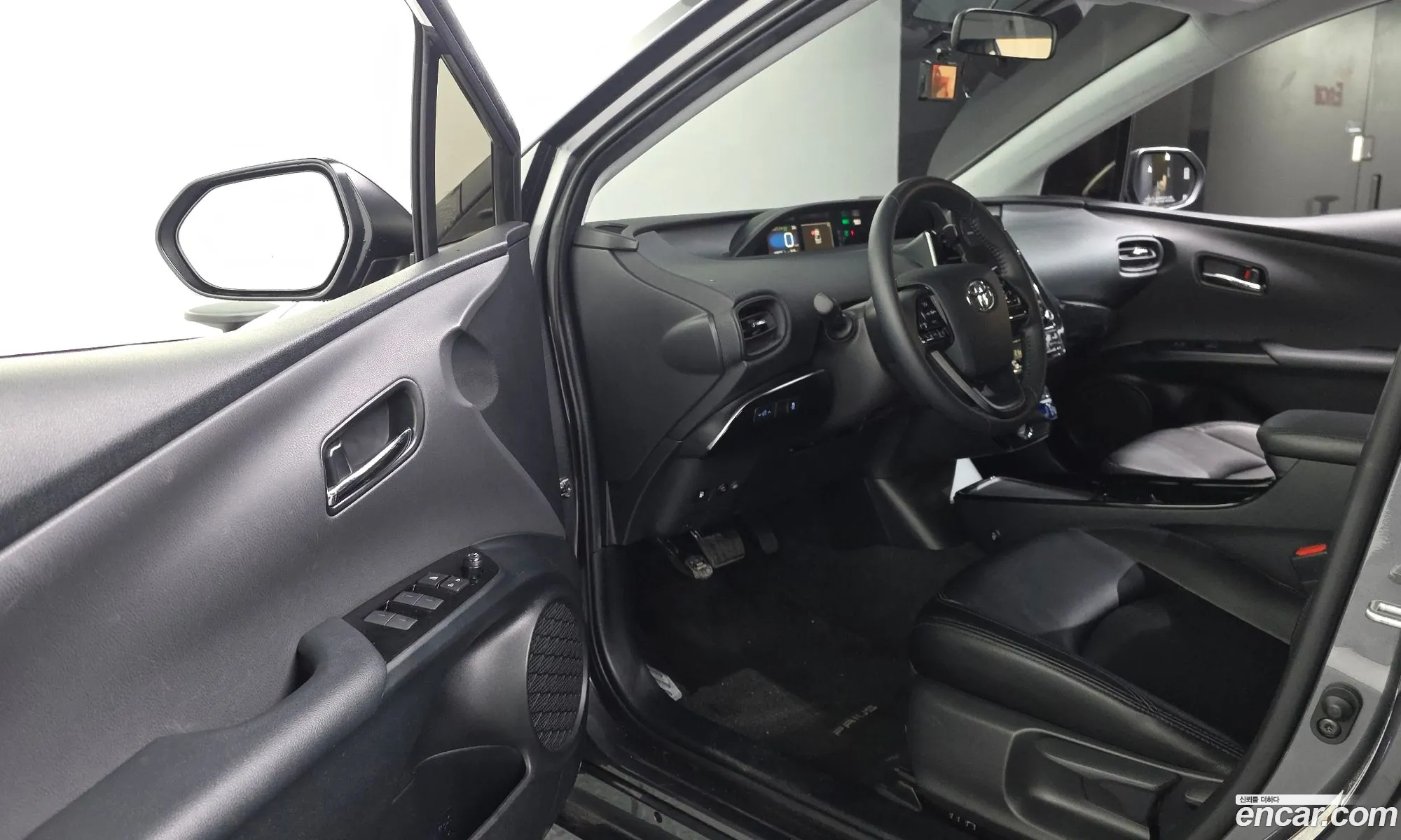 Toyota Prius 2019 JTDKARFU7K3085229 — 16