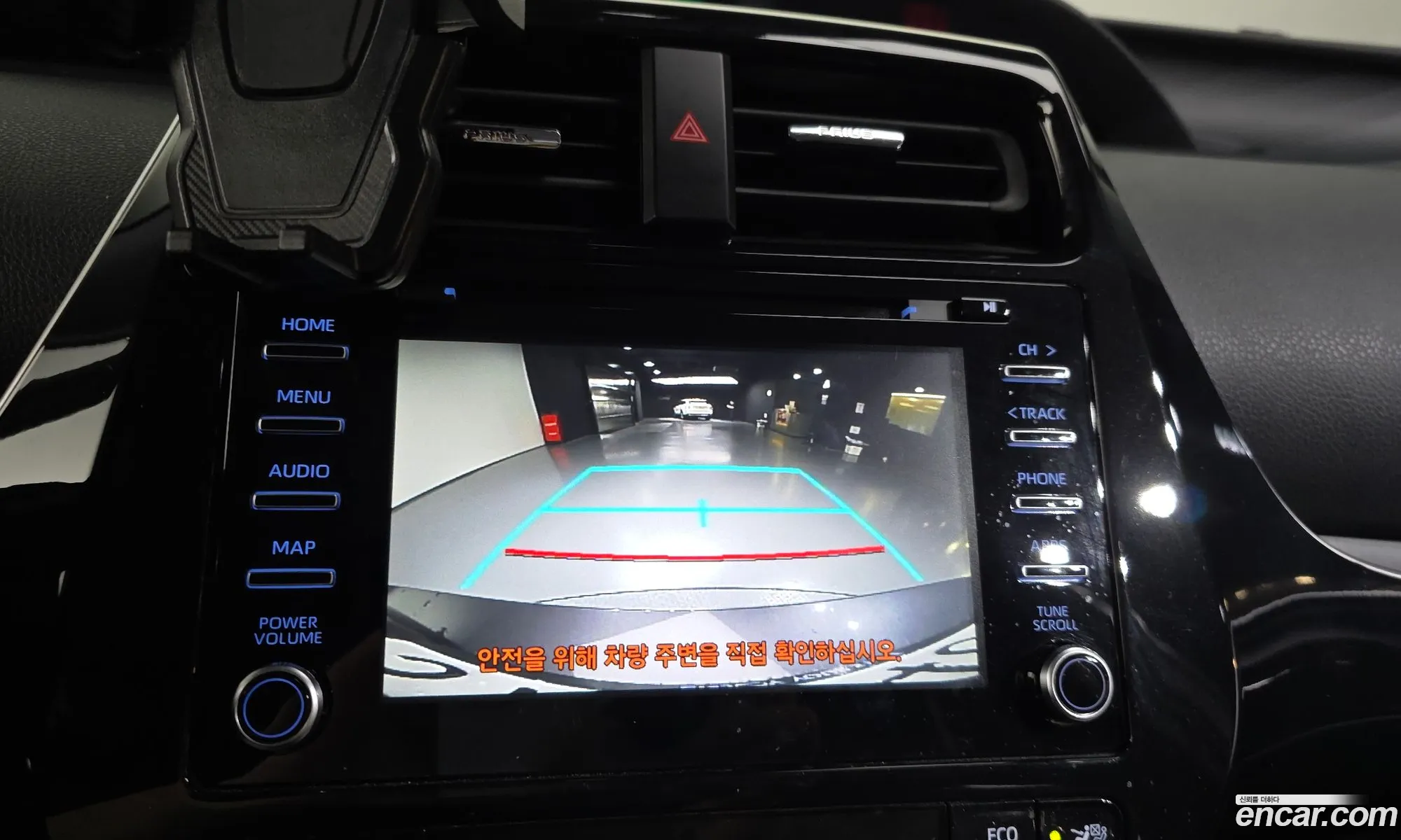 Toyota Prius 2019 JTDKARFU7K3085229 — 20