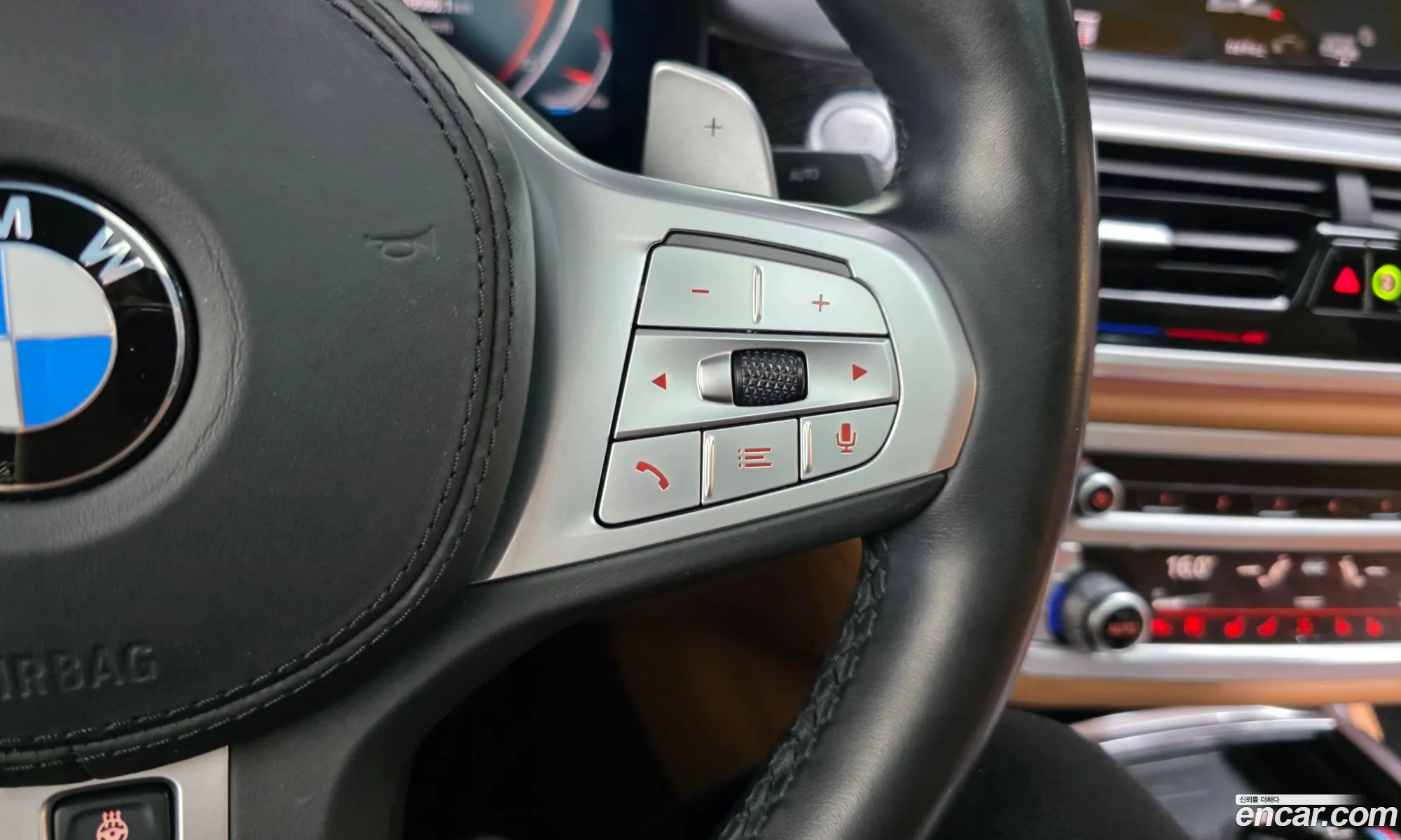 BMW 7 Series 2021 WBA7B8106MCG42460 — 30