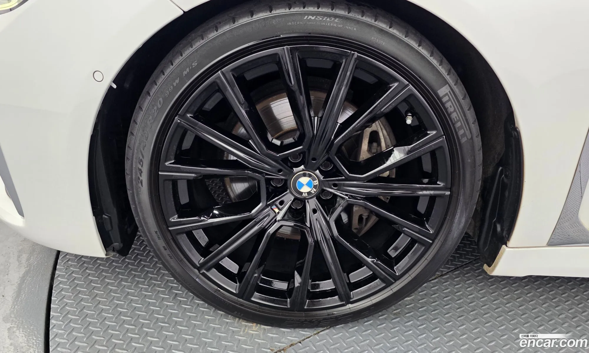 BMW 7 Series 2021 WBA7B8106MCG42460 — 11
