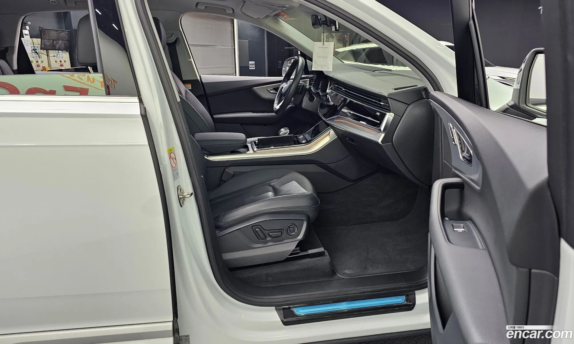 Audi Q7 2021 — 10