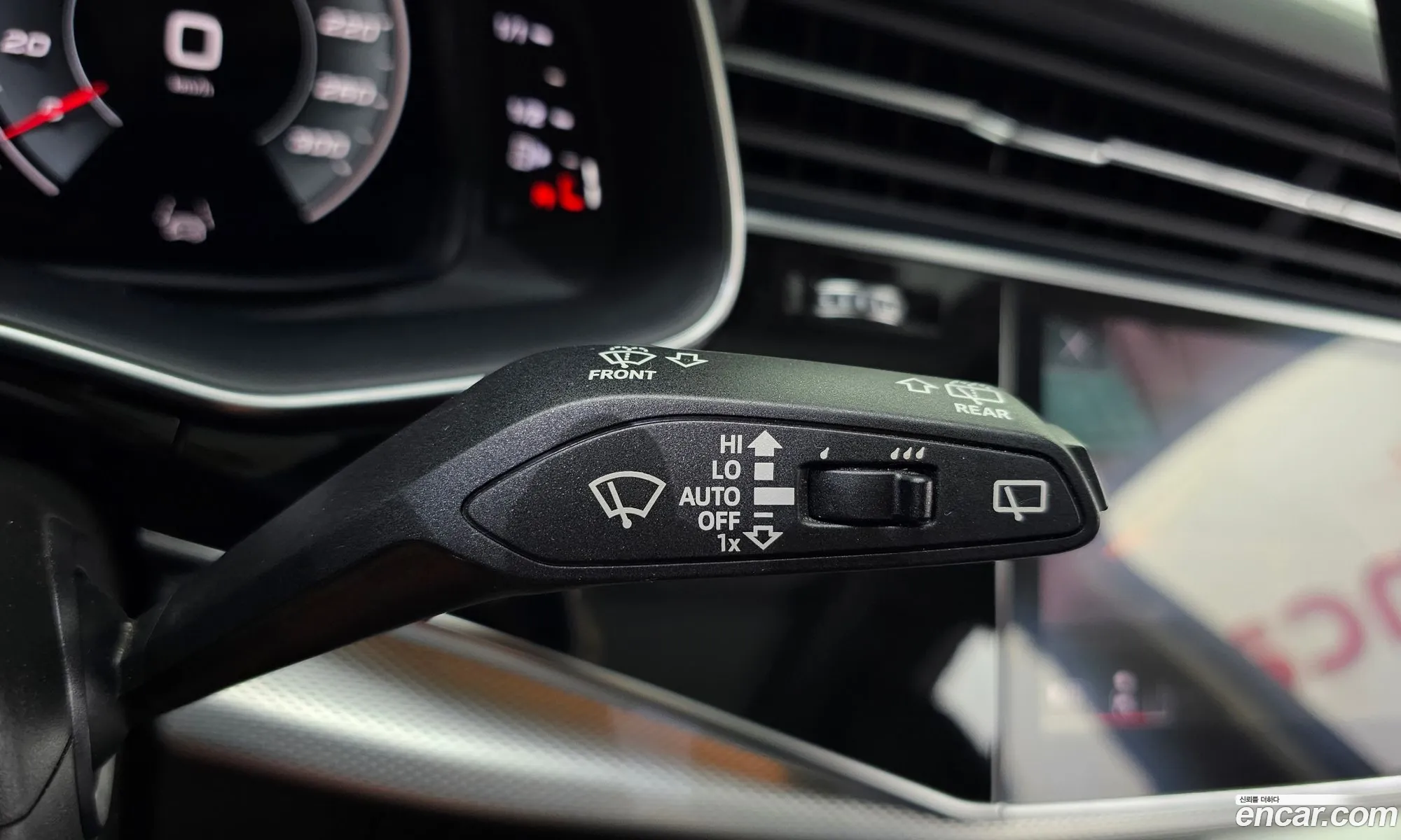 Audi Q7 2021 — 12