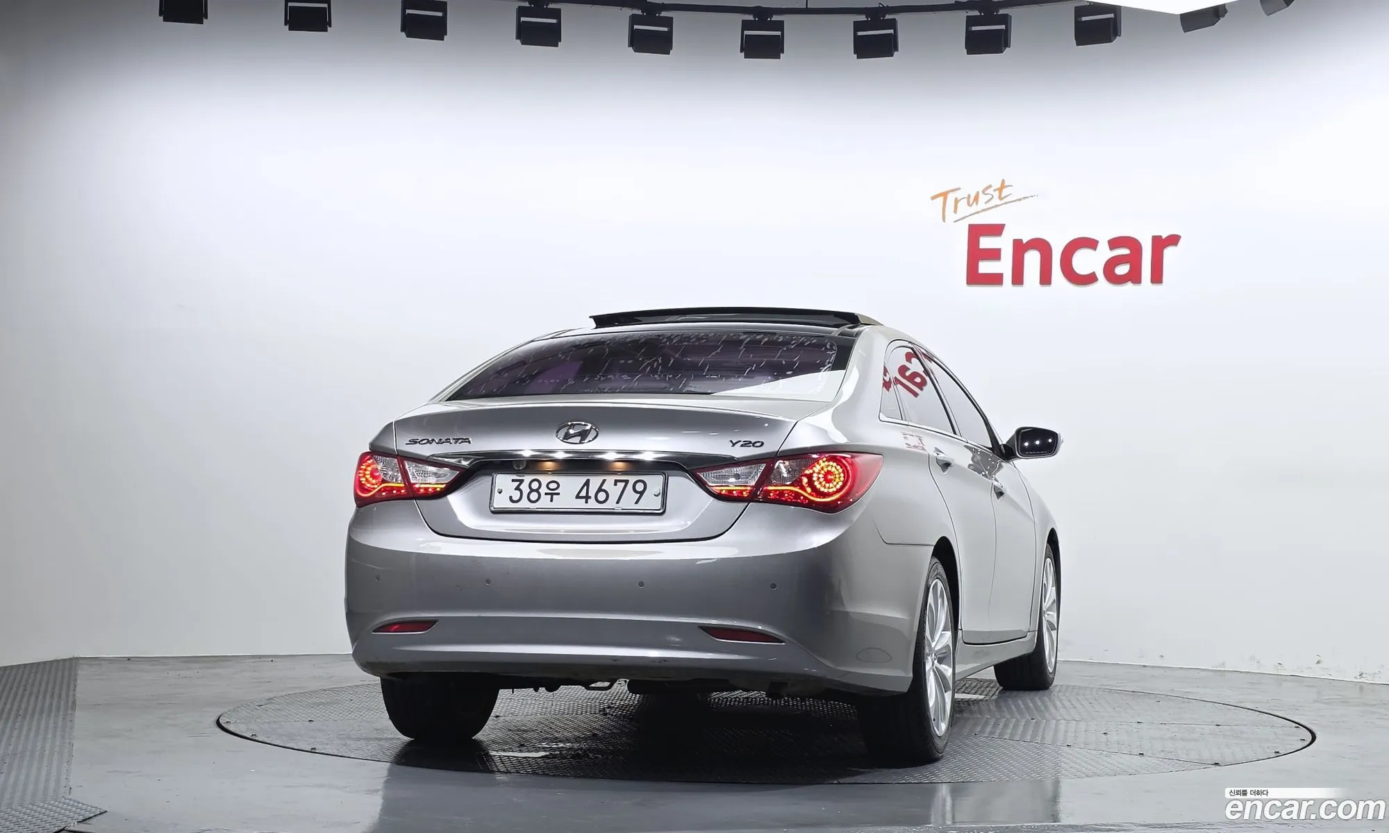Hyundai YF Sonata 2009 — 7