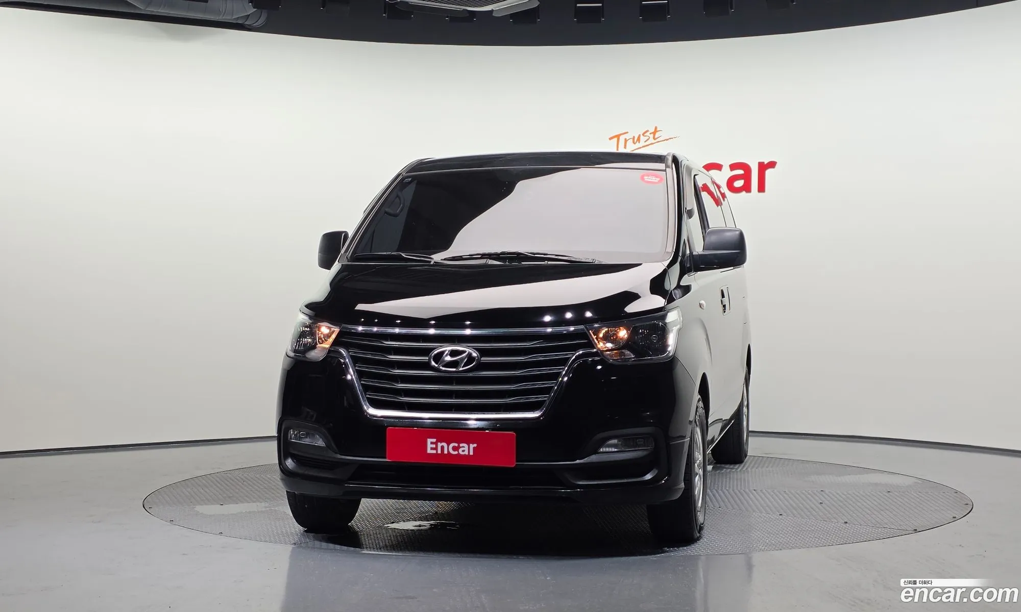 Hyundai Grand Starex 2019 — 13