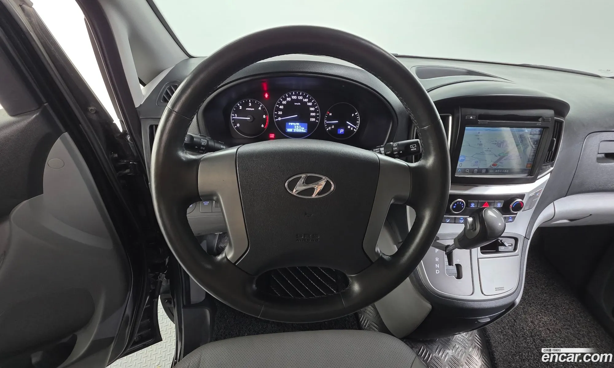 Hyundai Grand Starex 2019 — 20