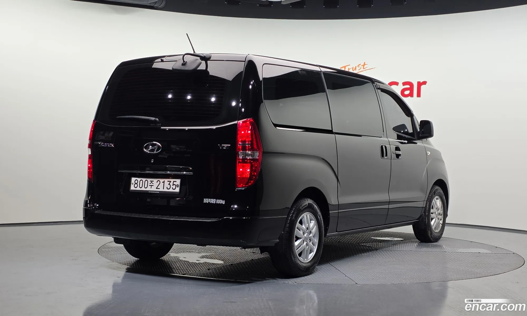 Hyundai Grand Starex 2019 — 18