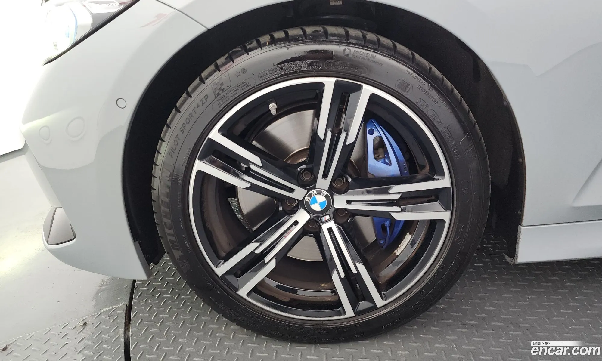 BMW 3 Series 2023 — 6