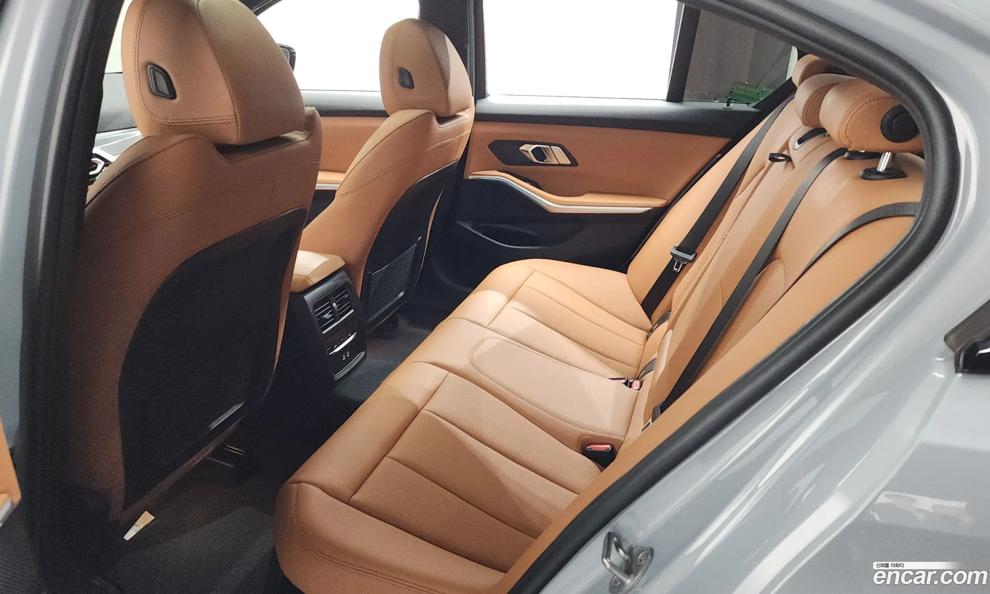 BMW 3 Series 2023 — 11