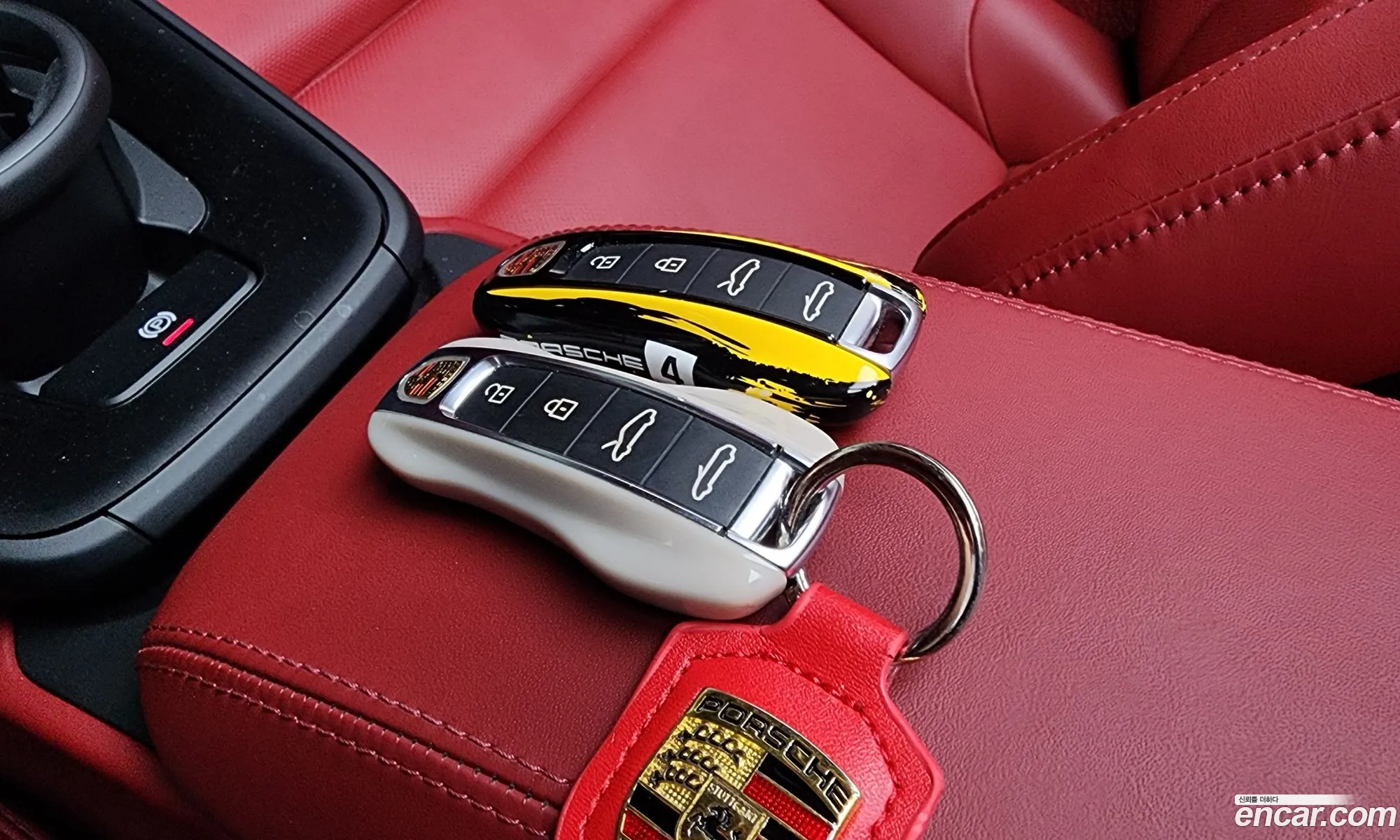 Porsche 911 2023 WP0CB299111111111 — 17