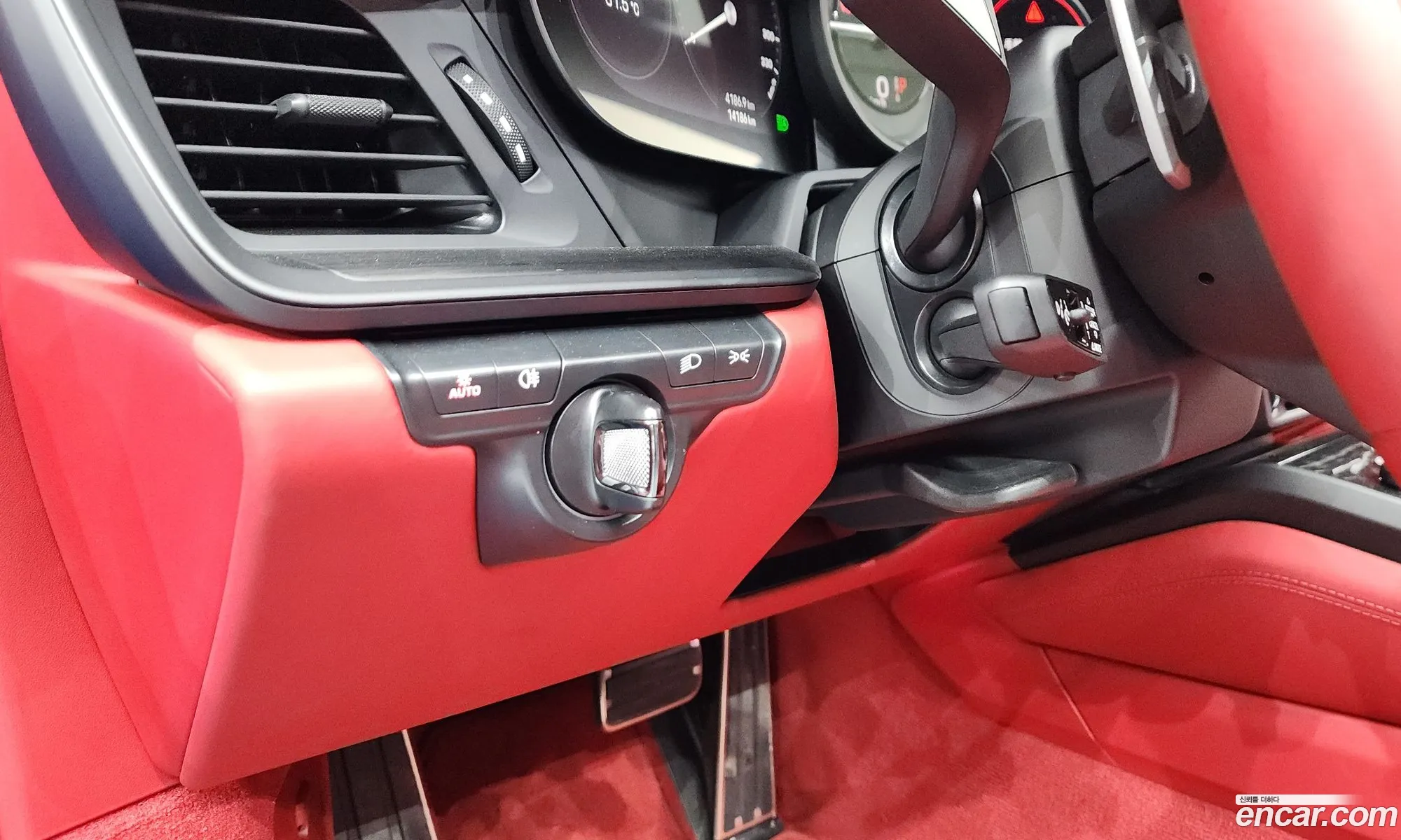 Porsche 911 2023 WP0CB299111111111 — 15