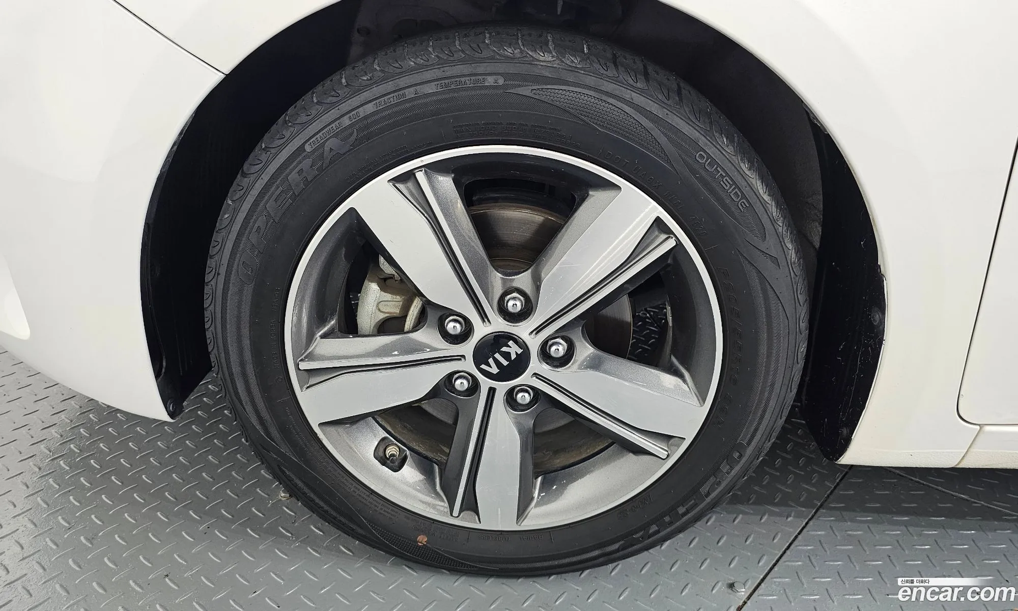 Kia K3 2018 — 2