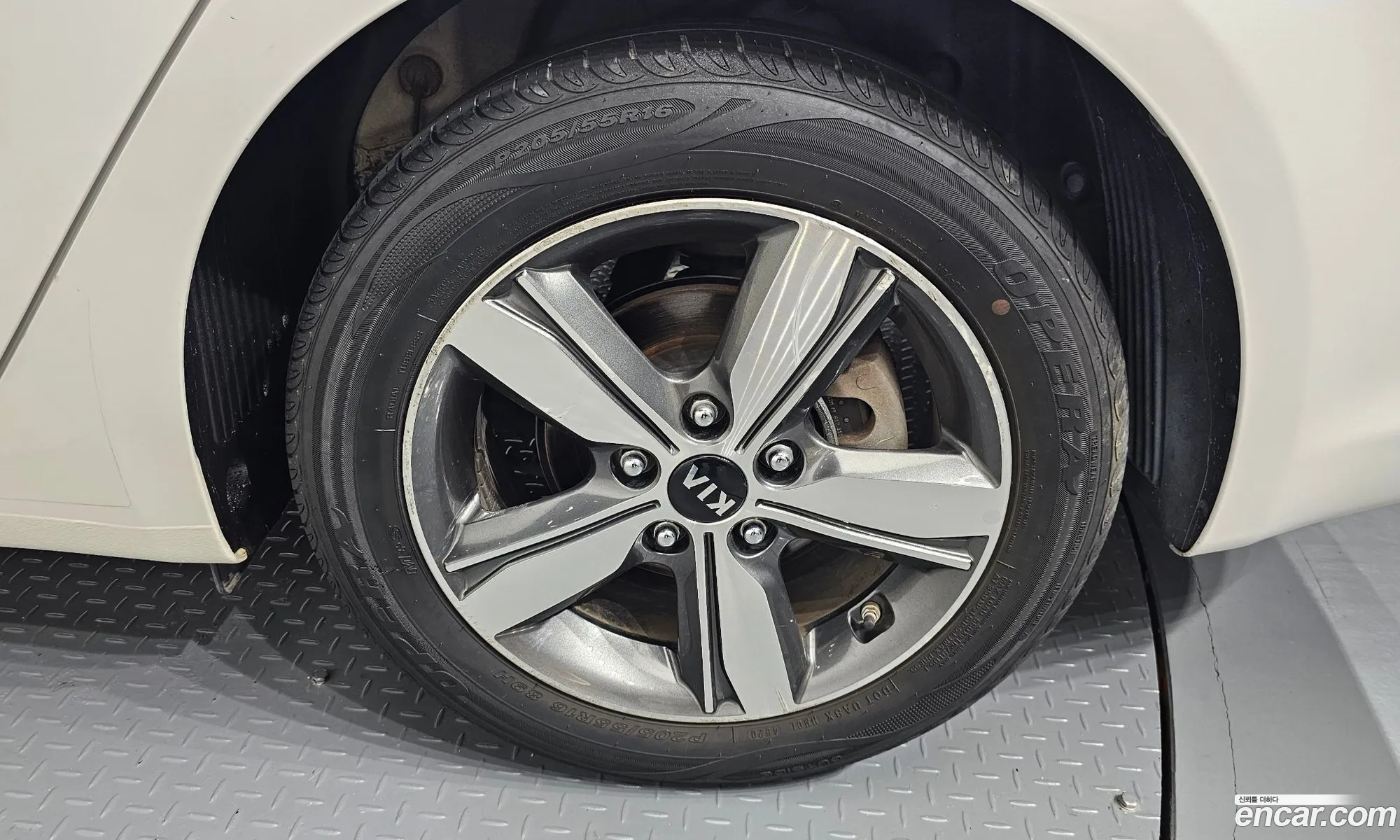 Kia K3 2018 — 11