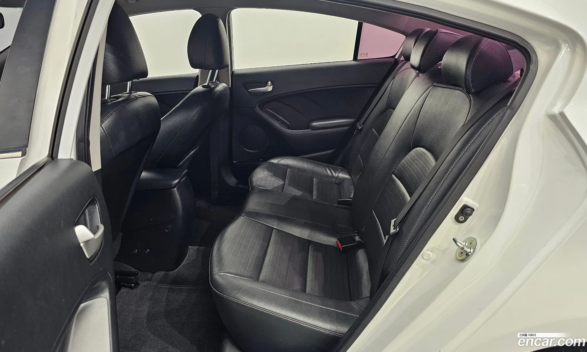 Kia K3 2018 — 21