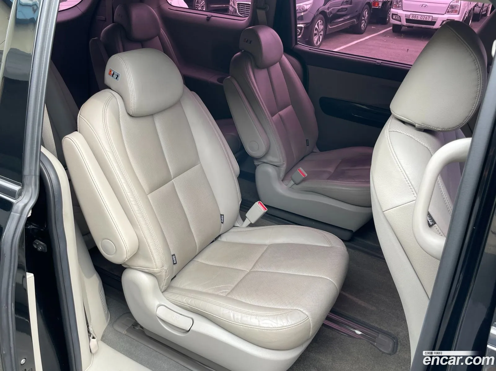 Kia Carnival 2016 — 7
