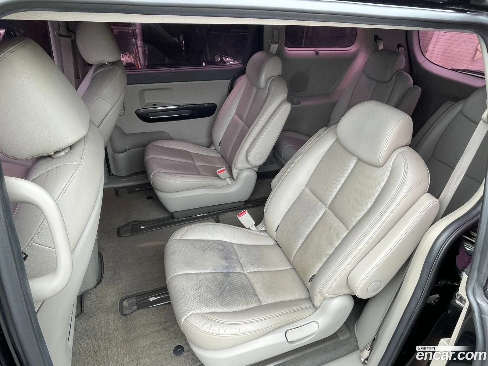 Kia Carnival 2016 — 9