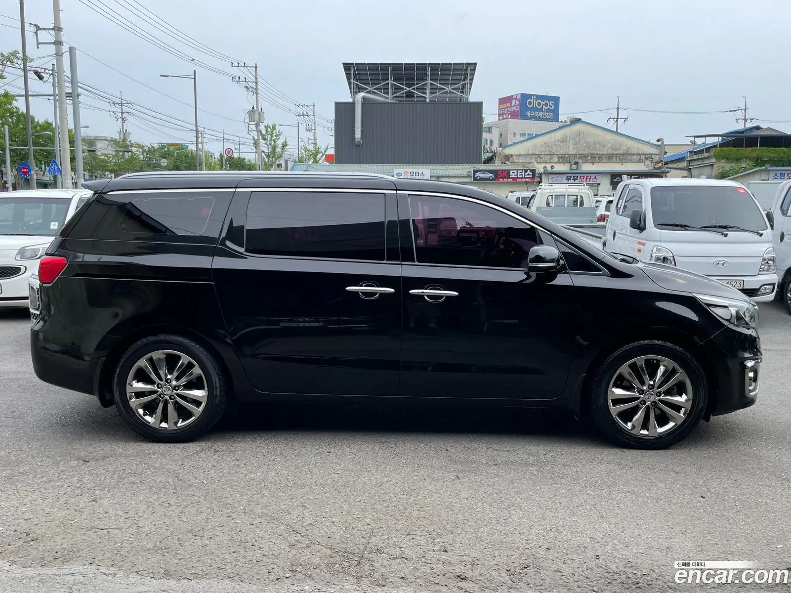 Kia Carnival 2016 — 16