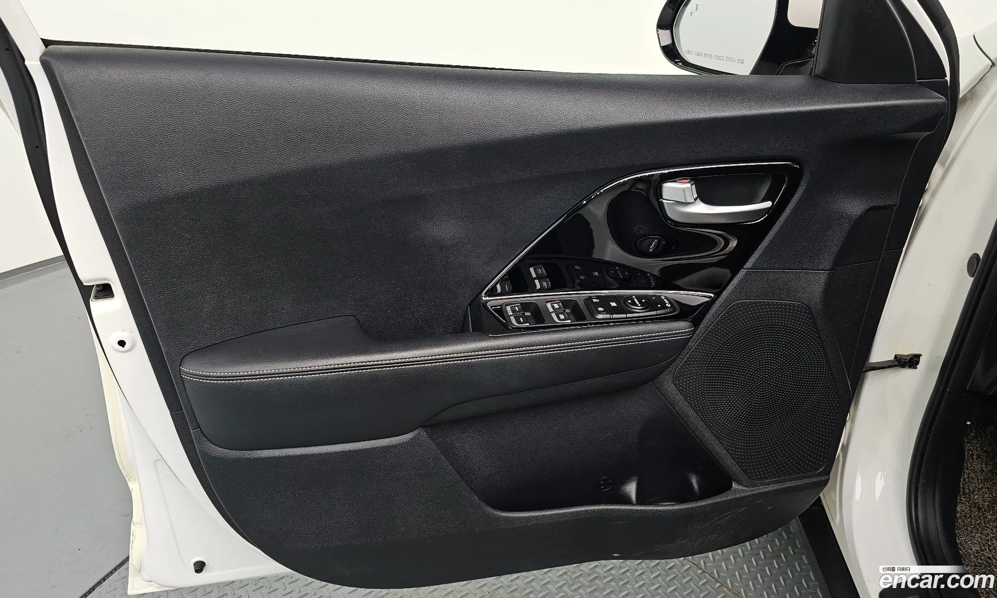 Kia Niro 2019 — 16