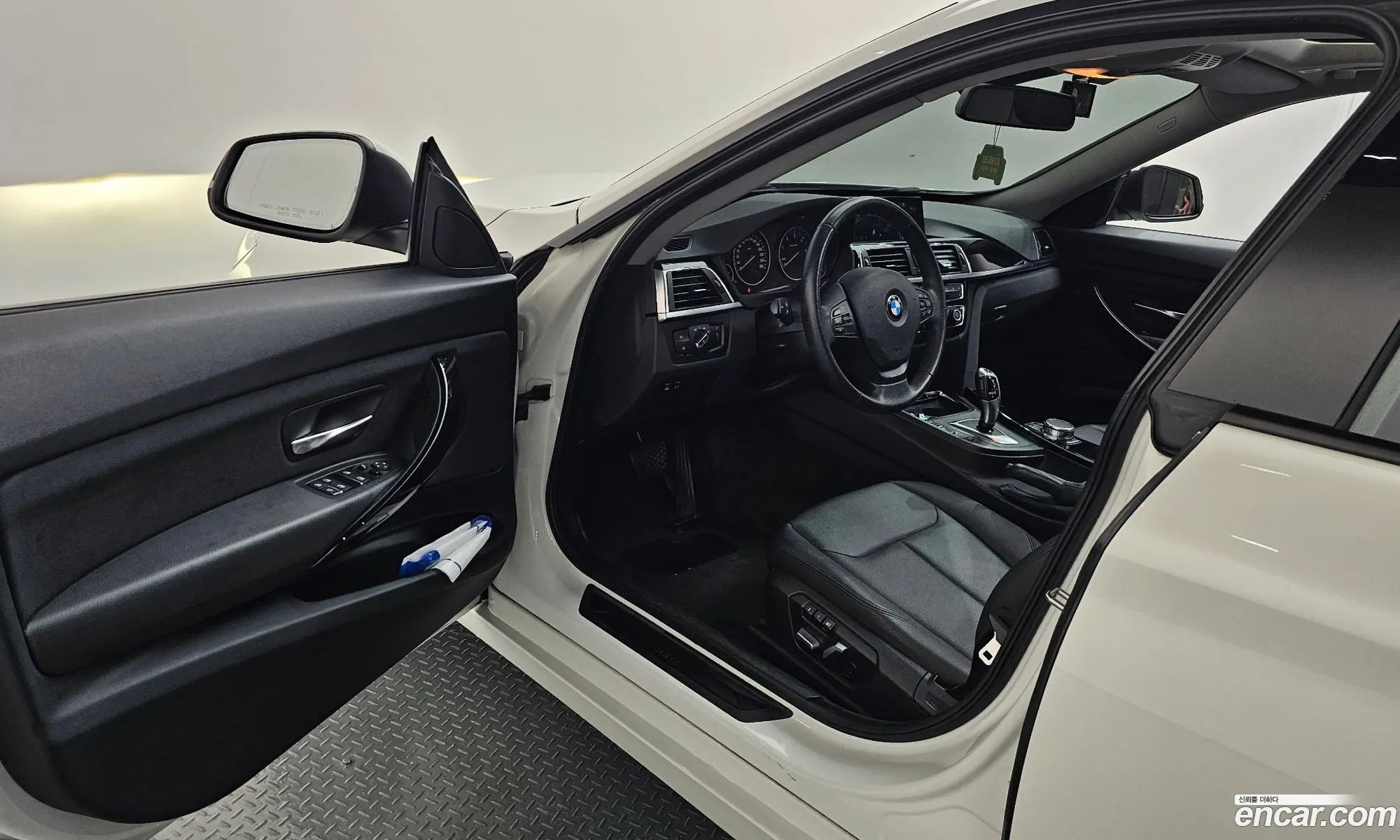 BMW 3 Series GT 2018 — 3