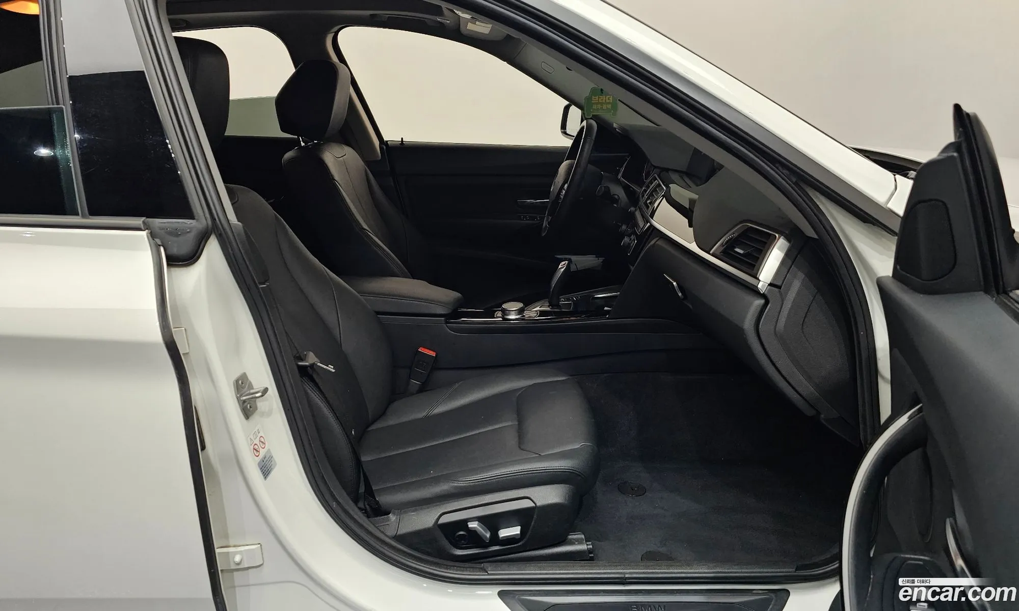 BMW 3 Series GT 2018 — 22
