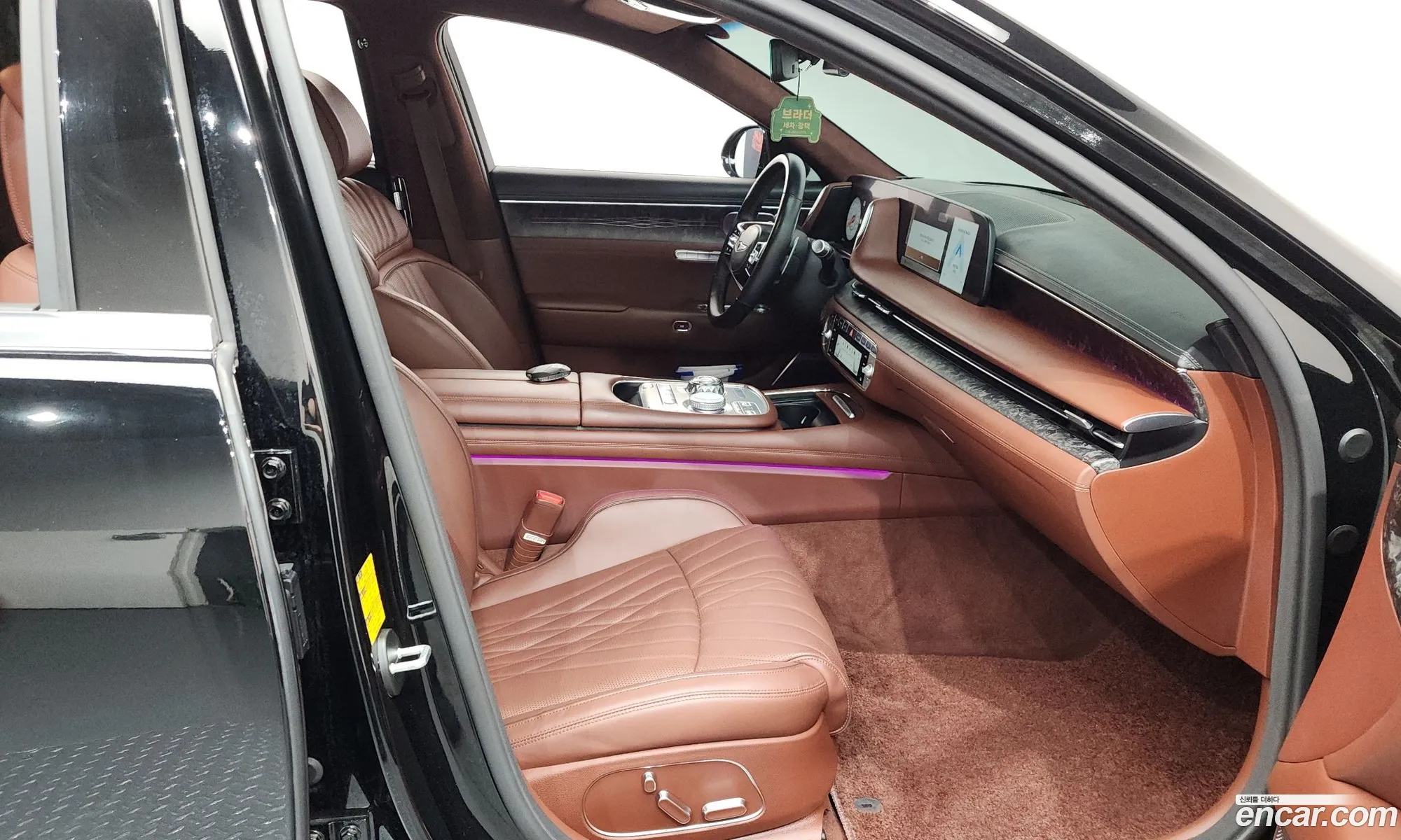 Genesis G90 2022 — 25