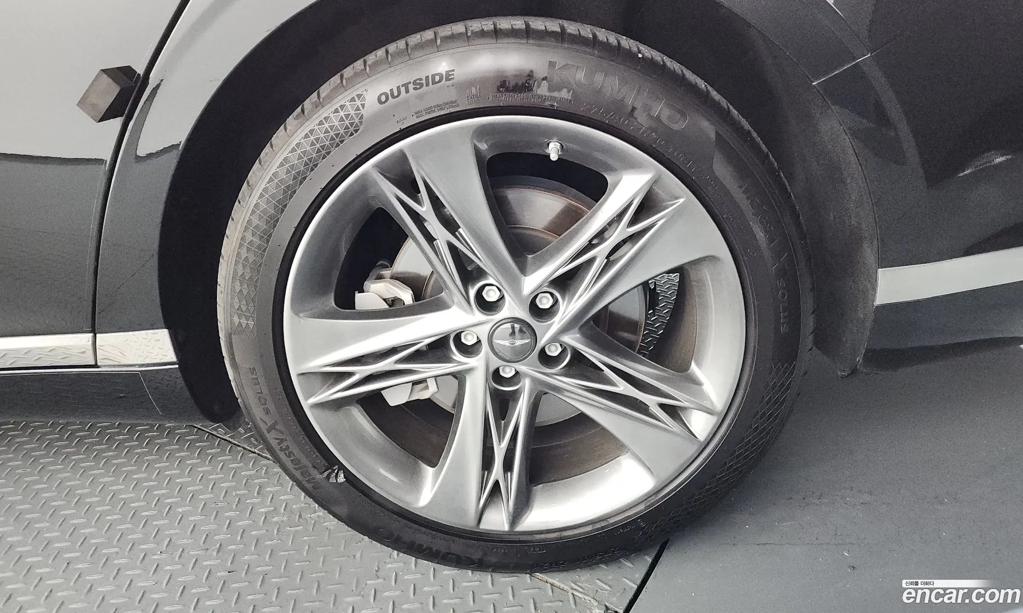 Genesis G90 2022 — 14