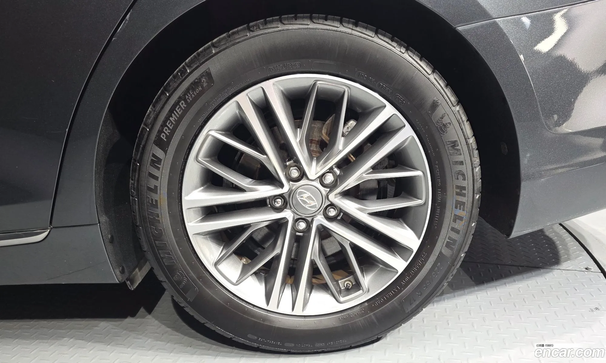 Hyundai Grandeur IG 2019 — 11