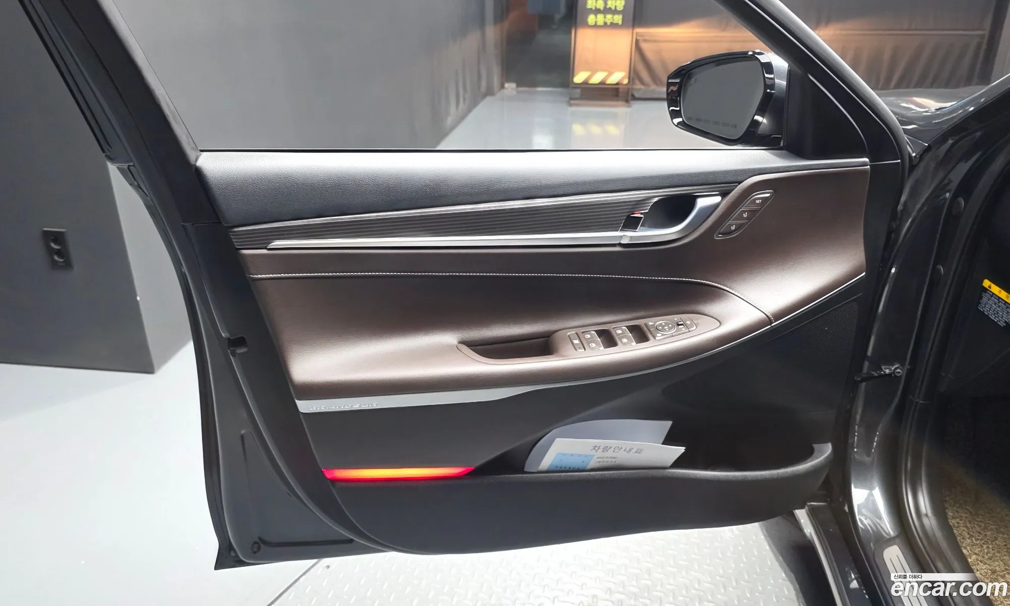 Hyundai Grandeur IG 2019 — 26