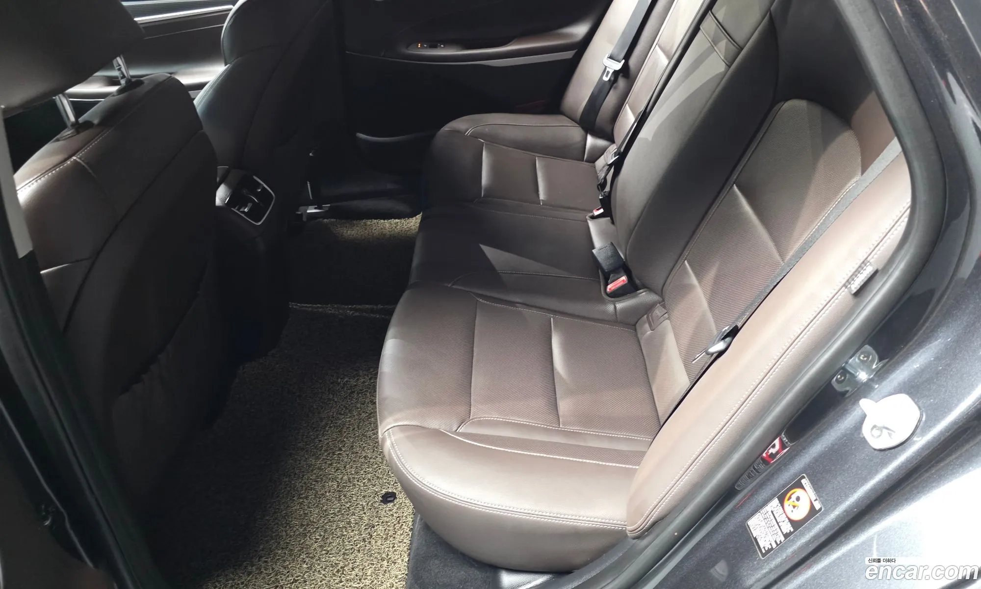 Hyundai Grandeur IG 2019 — 23