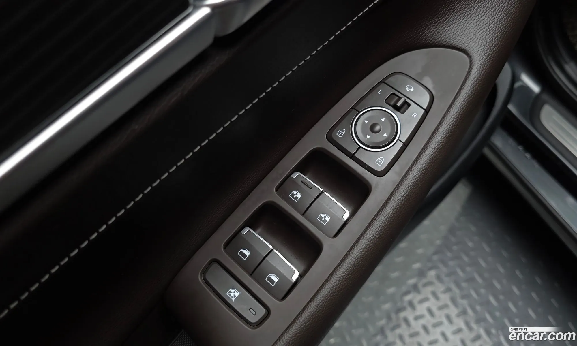 Hyundai Grandeur IG 2019 — 3