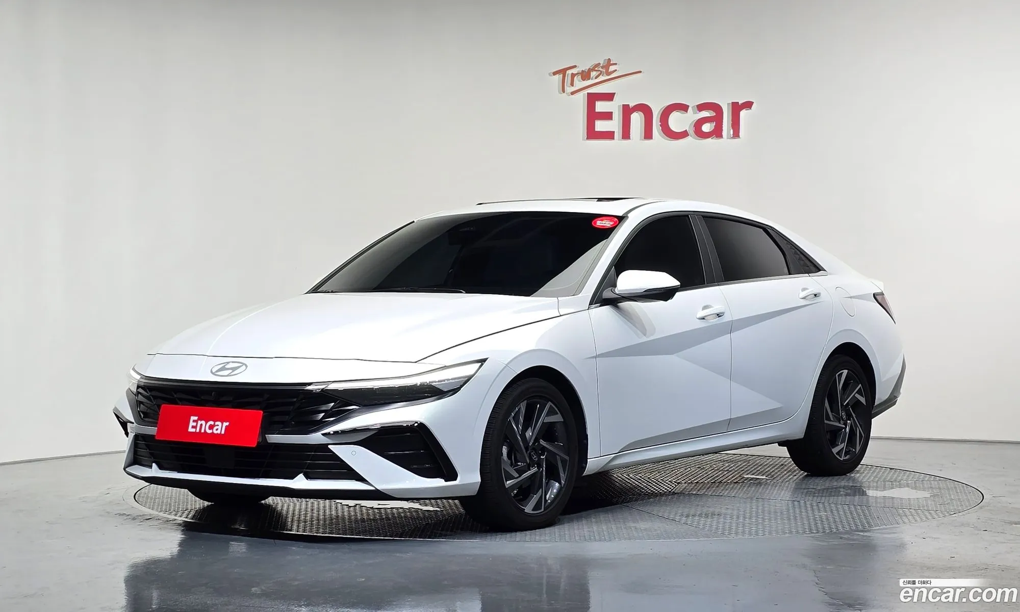 Hyundai Elantra 2024 — 27