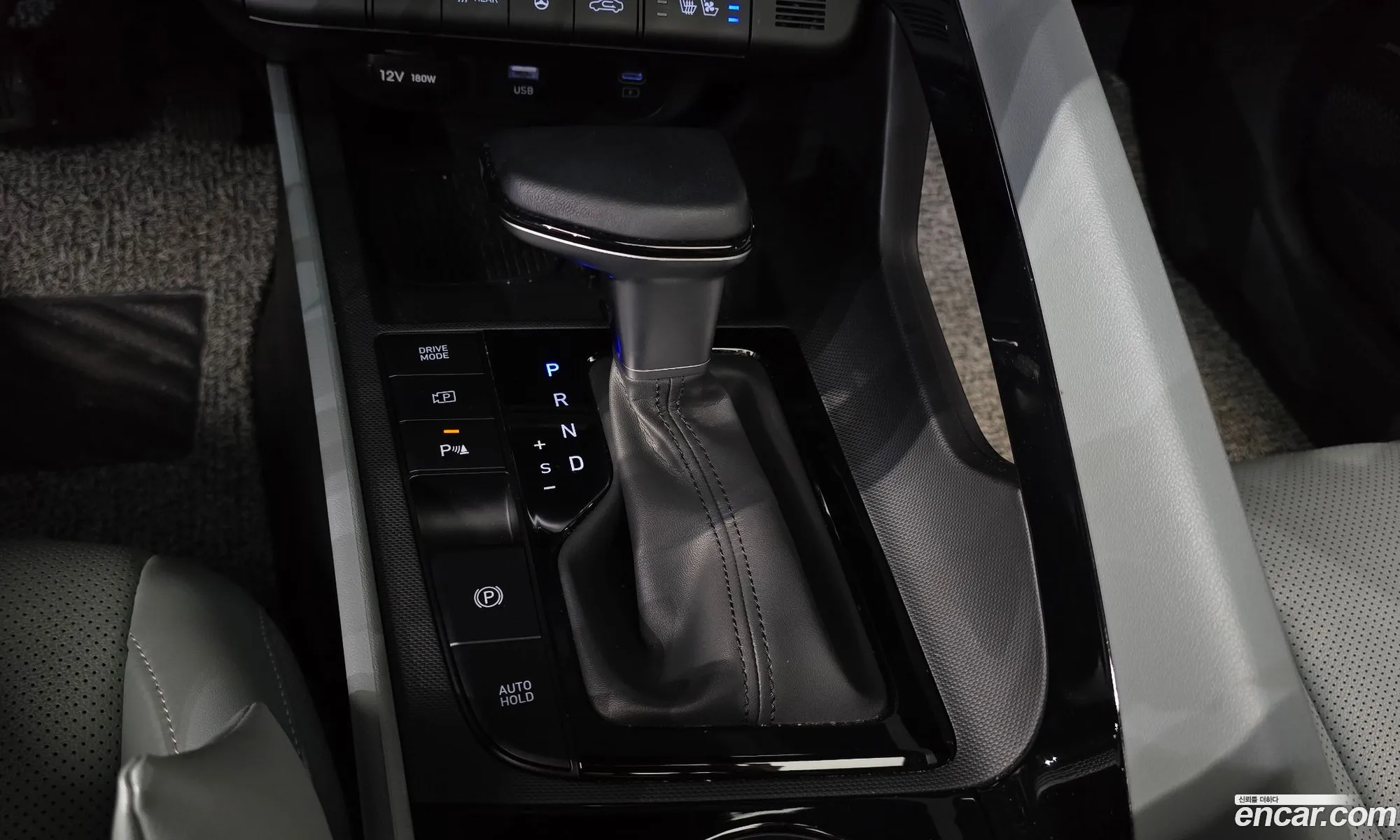 Hyundai Elantra 2024 — 13