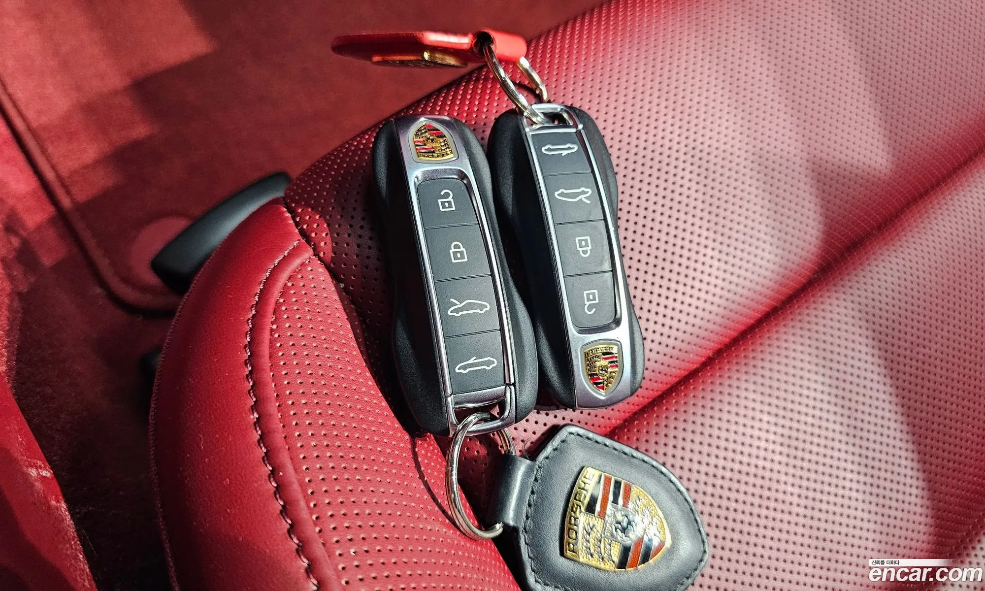 Porsche 911 2022 WP0CB2996NS244073 — 12