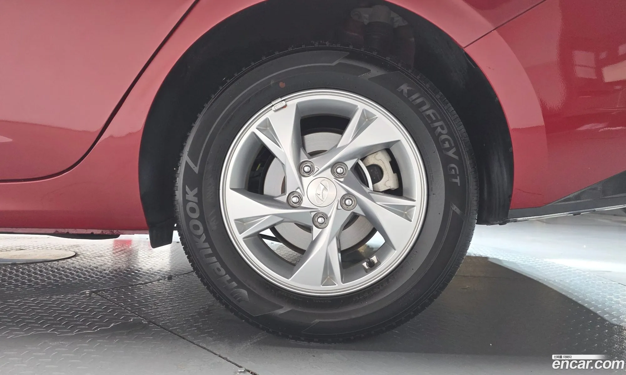 Hyundai Elantra 2022 — 21