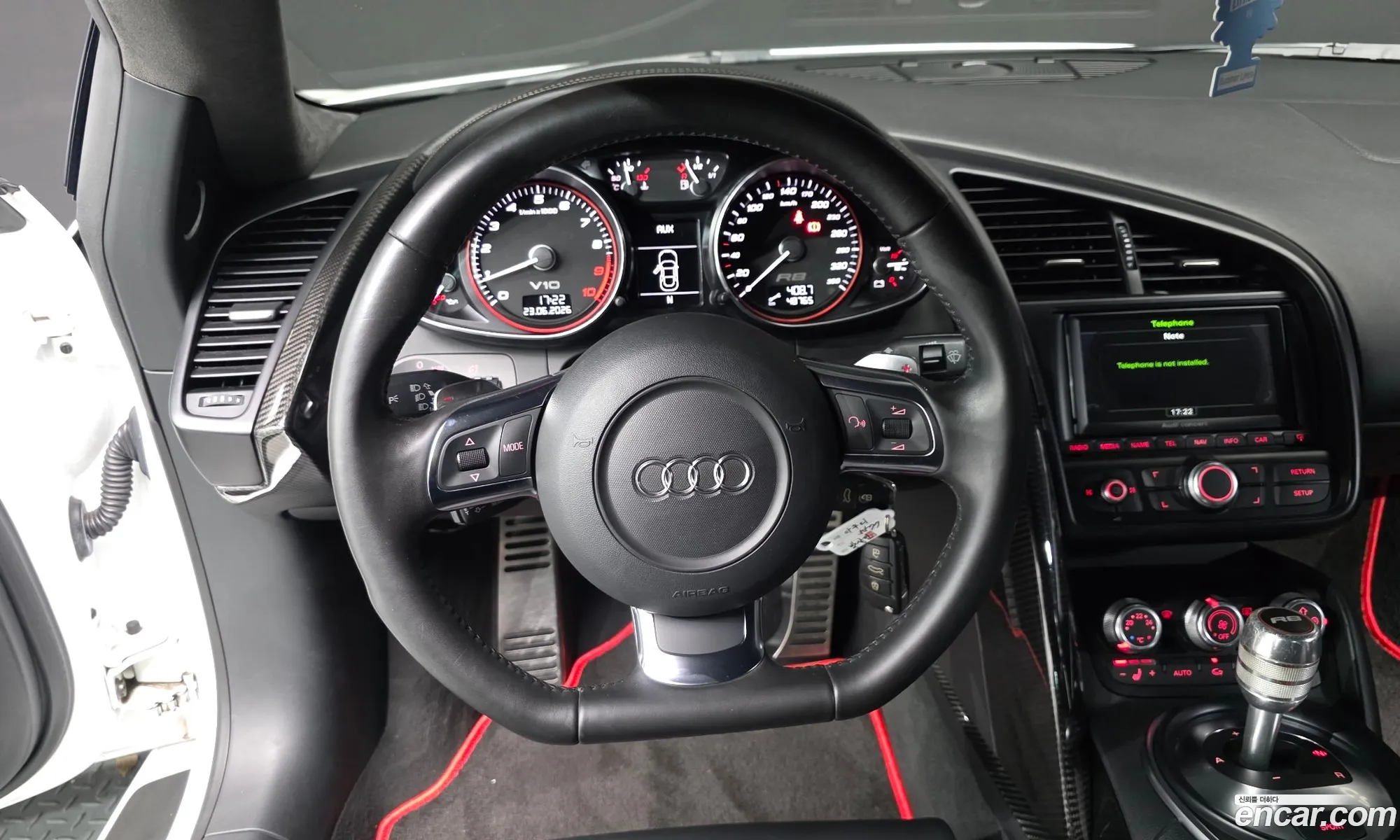 Audi R8 2012 WUAZZZ42XCN000241 — 6