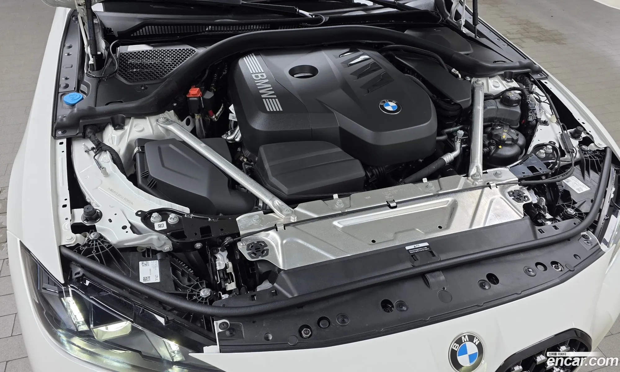 BMW 4 Series 2025 — 18
